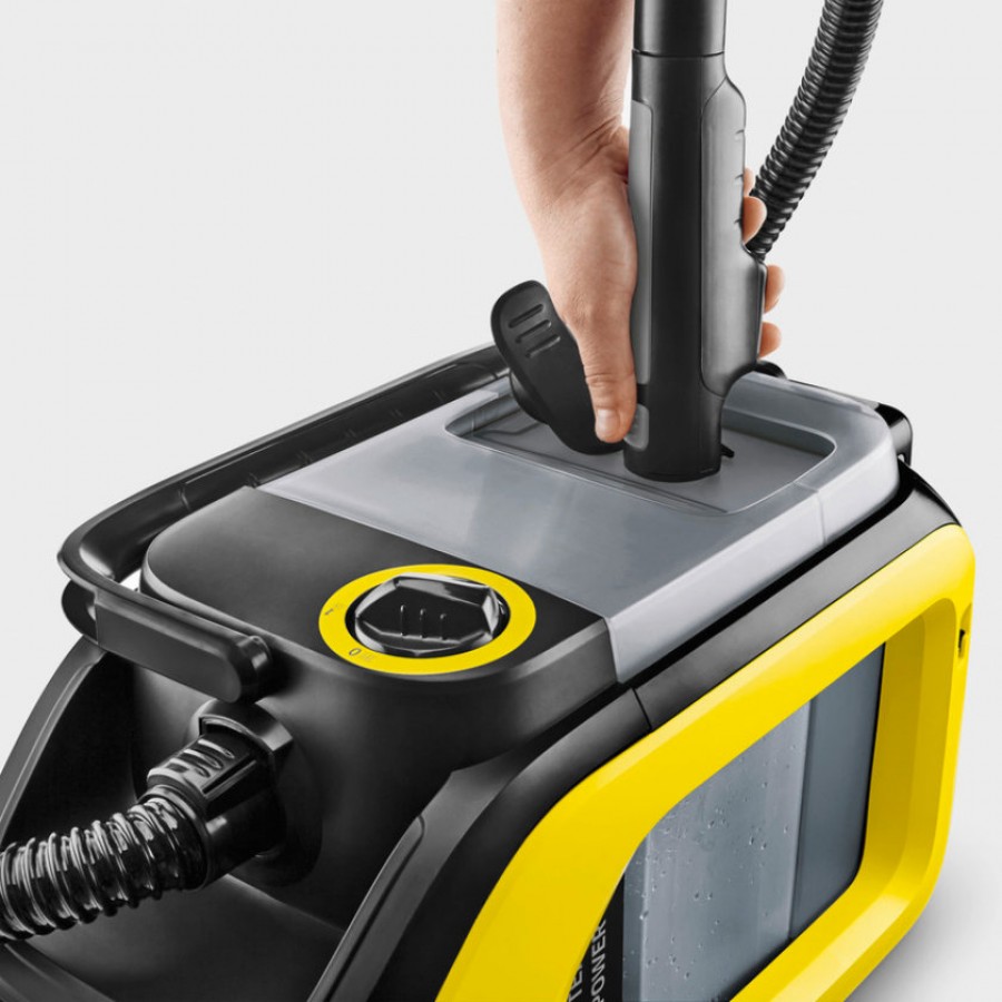 Karcher SE318 Battery Powered Carpet Spot Cleaner 1.081500.0